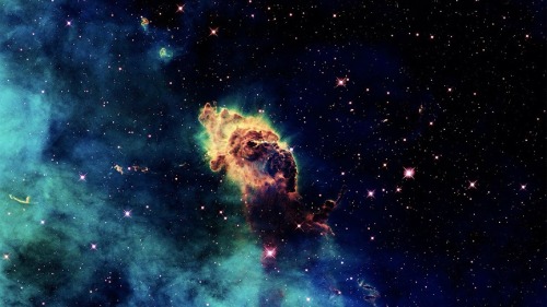 spaceexplorationphotography:  The Carina Nebula in Visible Light. Absolutely Incredible.  Source: https://imgur.com/qoUDMrL 
