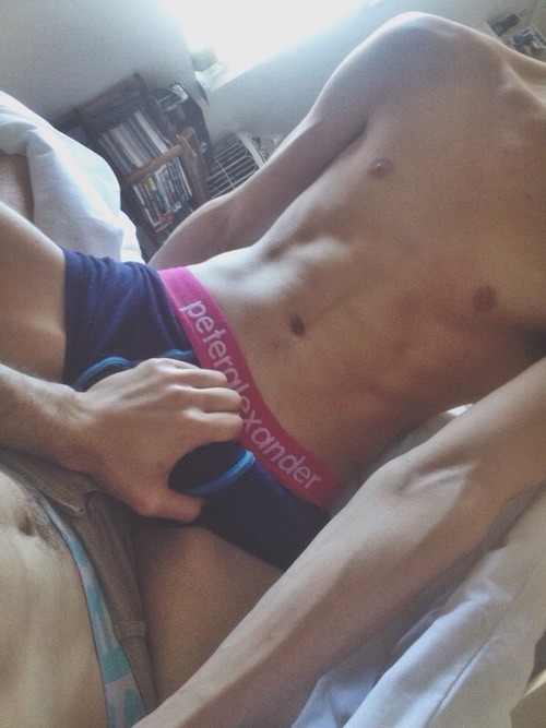 CUTE TEEN BOYS IN UNDERWEAR!