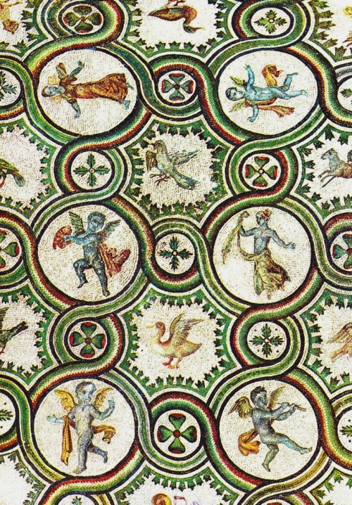 irefiordiligi:IV century roman mosaics inside the Mausoleum of Santa Costanza, monumental complex of