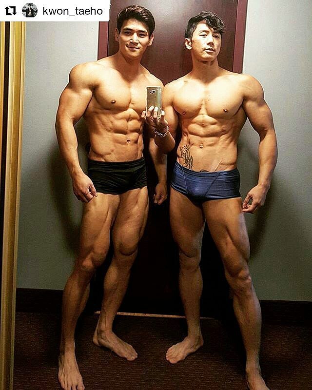   Musclemania Pro Jun Choi (최성준)   