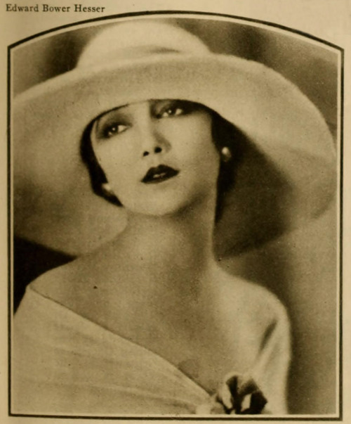 Jetta Goudal, 1924Edwin Bower Hesser :: Actress Jetta Goudal. Motion Picture Classic, October 1924 i