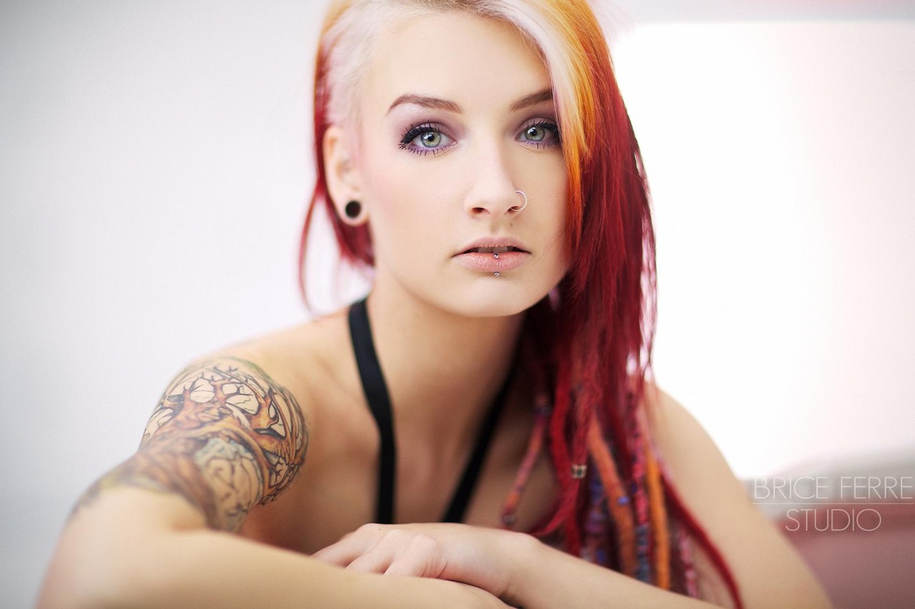 past-her-eyes:  StormyEnt Suicide stormyent.suicidegirls.com for South African SuicideGirls