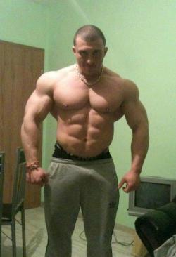 musclelover:  Looking for videos, images,