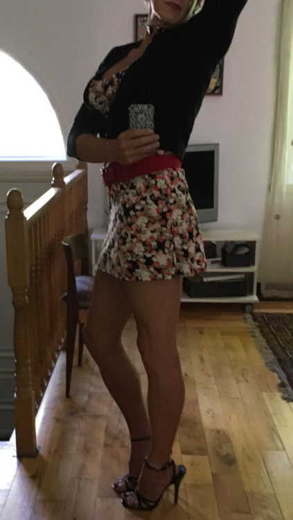 yayola50:Indian summer …Simone.@yayola50 So very beautiful ND great legs ND feet love the shoes I&rs