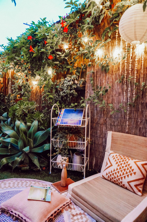 gravityhome: Cozy garden designed by Whitney Leigh Morris | shop the look: daybed - daybed cushion - storage ottoman - round rug -  triangle rug - net curtain - hanging basket - record player - triangle lumbar pillow - fringe pillow Follow Gravity Home: