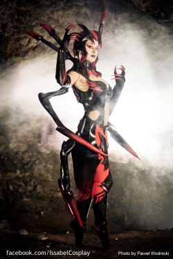 hottestcosplayer:  Elise cosplay by IssabelCosplay