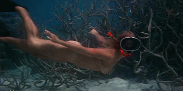 nude-vacations:  Nude diving …. ☀️ 