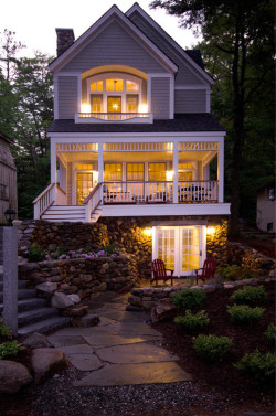 mydarkdirtysecret:  evilninjax24:  viciousbri:  q’d  This house makes me homesick, not for anyplace I’ve ever lived, but for every place I’ve wanted to live.  I know the feeling.  I&rsquo;m lovin this house I want it