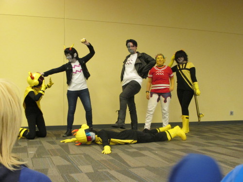 officialstegosaurus:missalisu:Homestuck photo shoot 15!part 14 / Part 13part 12 / part 11 / part 10/