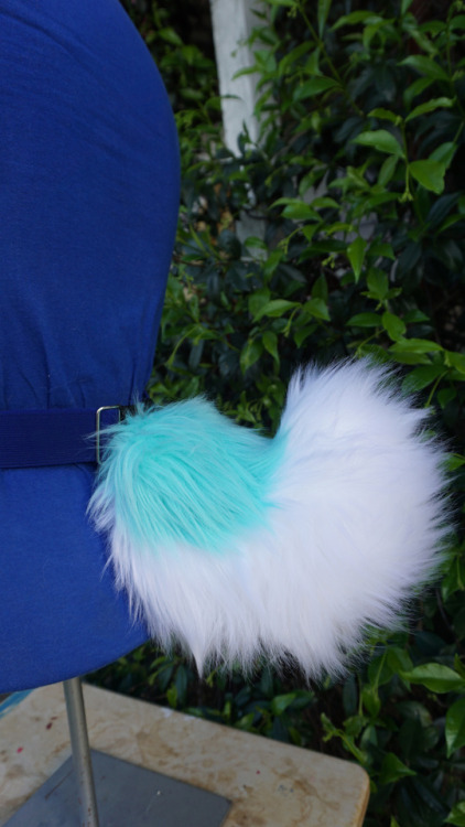  Short Fox/Husky Tails New tail design! Finally got around to making a spitz type tail. It’s about t
