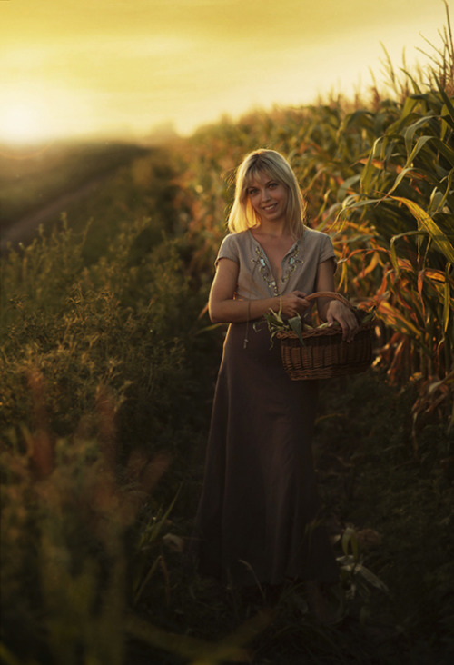 nalgasylibros:  En fotos: Especial de mujeres en el campo.Parece increíble que mucha gente olvide el valor del campo y se enfoque solamente en las capacidades de intercambio comercial de las ciudades. En el campo se produce algo más importante que el