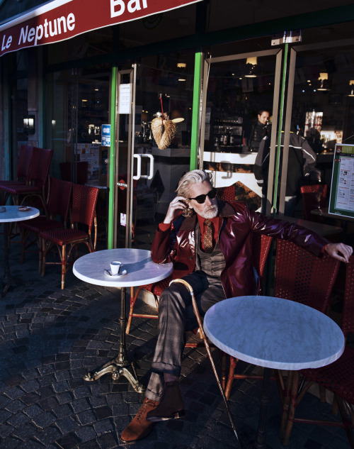 voodoopoet:  fawrglerawrgle:  rabbivole:  jasminescent:  Aiden Shaw by Yang YI  for Elle magazine (China) Feb 2013  dear fucking god in heaven  This man looks like a goddamn sexy wizard.  No, seriously, those clothes are from god damn Diagon Alley.AND