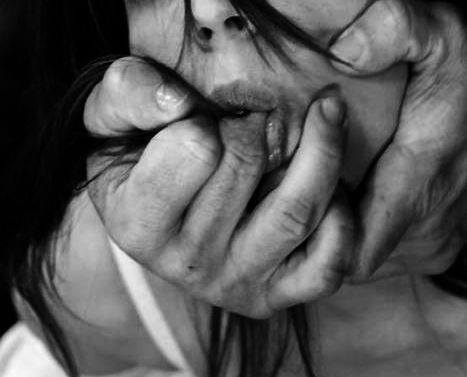 pleasuresart:  Feeling something else? 