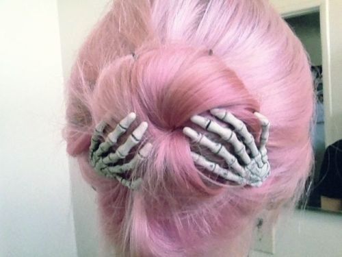pastel-goth-princess:  ❤