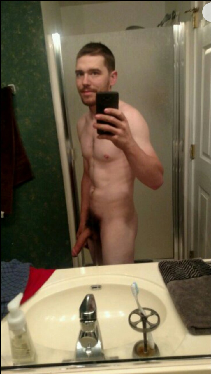 straightnakeddudes: Hung &amp; Hairy 😍😍 