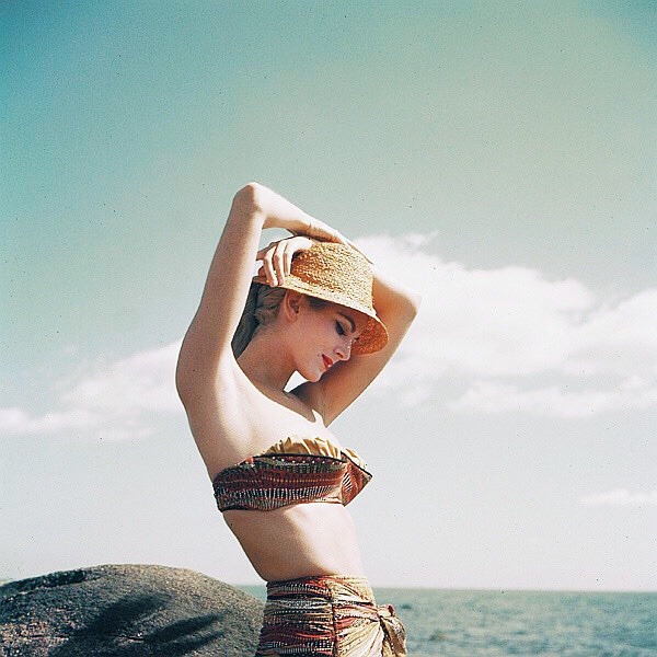 denverbob:Fashion photography by Milton Greene c. 1950s e