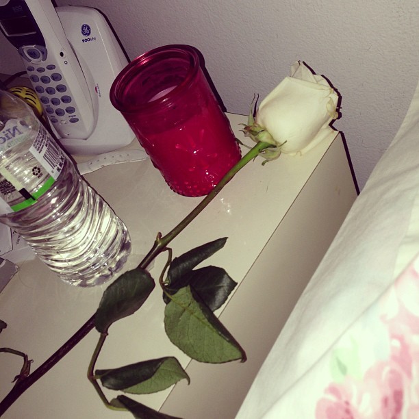 This is what a real girlfriend does when your sleeping ðŸ˜ðŸŒ¹ðŸ‘­