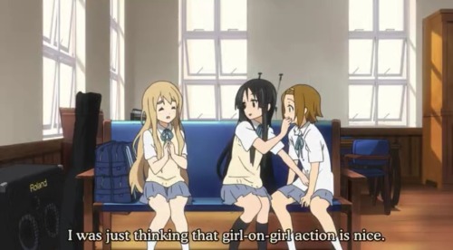 creepykuroko:  Mugi your lesbian is showing 