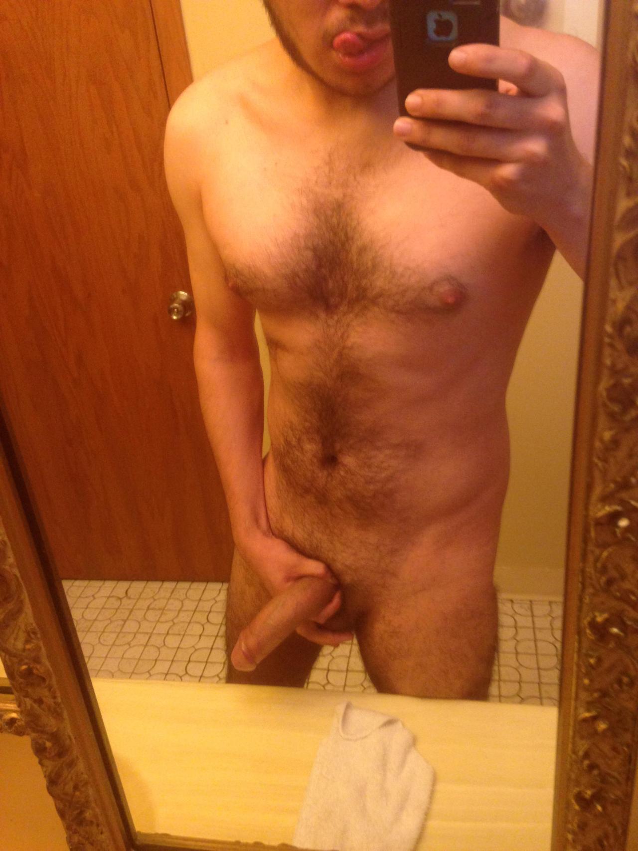 love-chest-hair:snap me ladies:dante_190 …. http://bit.ly/1NPuFKl