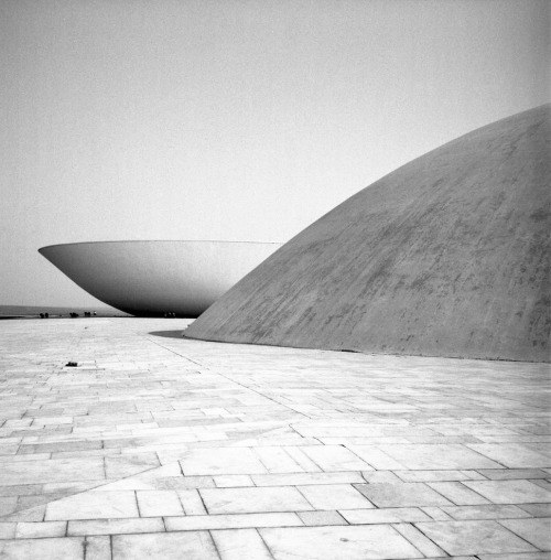 jvjjvjjvj:  Oscar Niemeyer