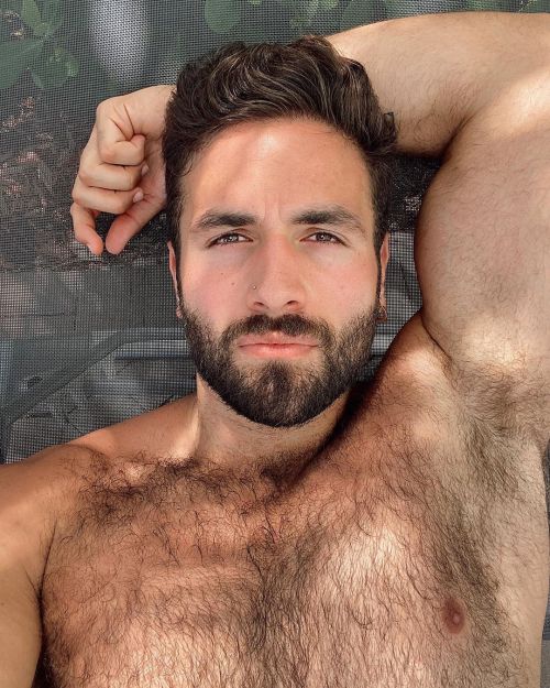 HAIRY INC. | https://hairyinc.tumblr.com | @hairyinc | Twitter | https://twitter.com/hairyinc 