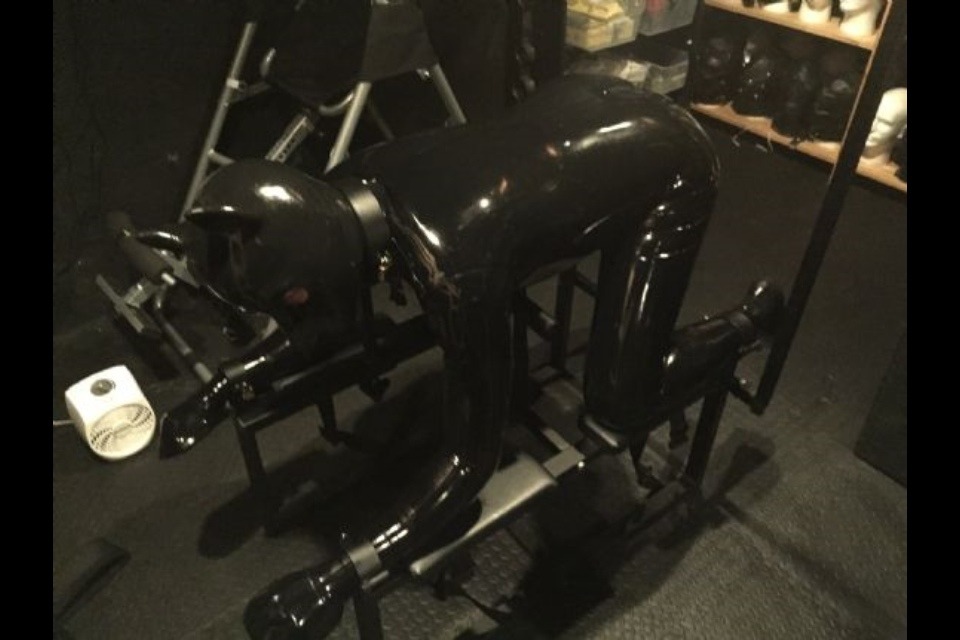 epicweapon666:  When ever Goddess ups the size of her strapon I get bolted down 