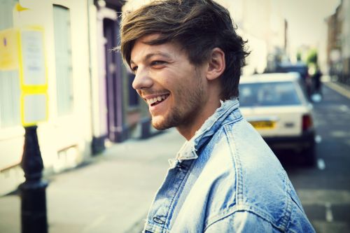 dailytomlinson:Louis on One Direction album shoots: Up All Night, Take Me Home, Midnight Memories, F
