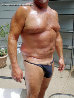 dreamer466:  maturehairydaddies:  ASK ME ANYTHING  SUBMIT HERE ;)ARCHIVE IS THIS WAY!!!! FOLLOW ME FOR MORE MATURE HAIRY DADDIES   Yum yum.