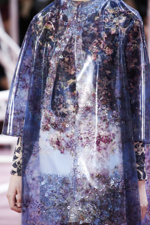 confessions-of-a-dior-addict: Christian Dior s/s 2015 details