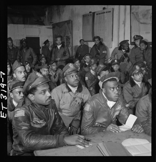 theamericanparlor: Tuskegee Airmen, World War IITuskegee airmen attending a briefing in Ramitelli, I