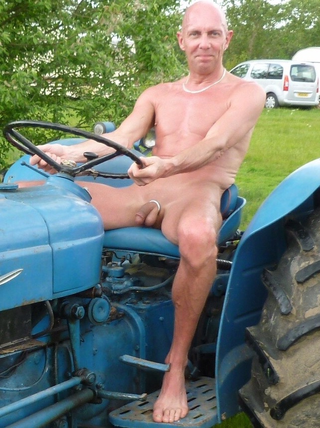 exposeddad:  ExposedDad.Tumblr.com 