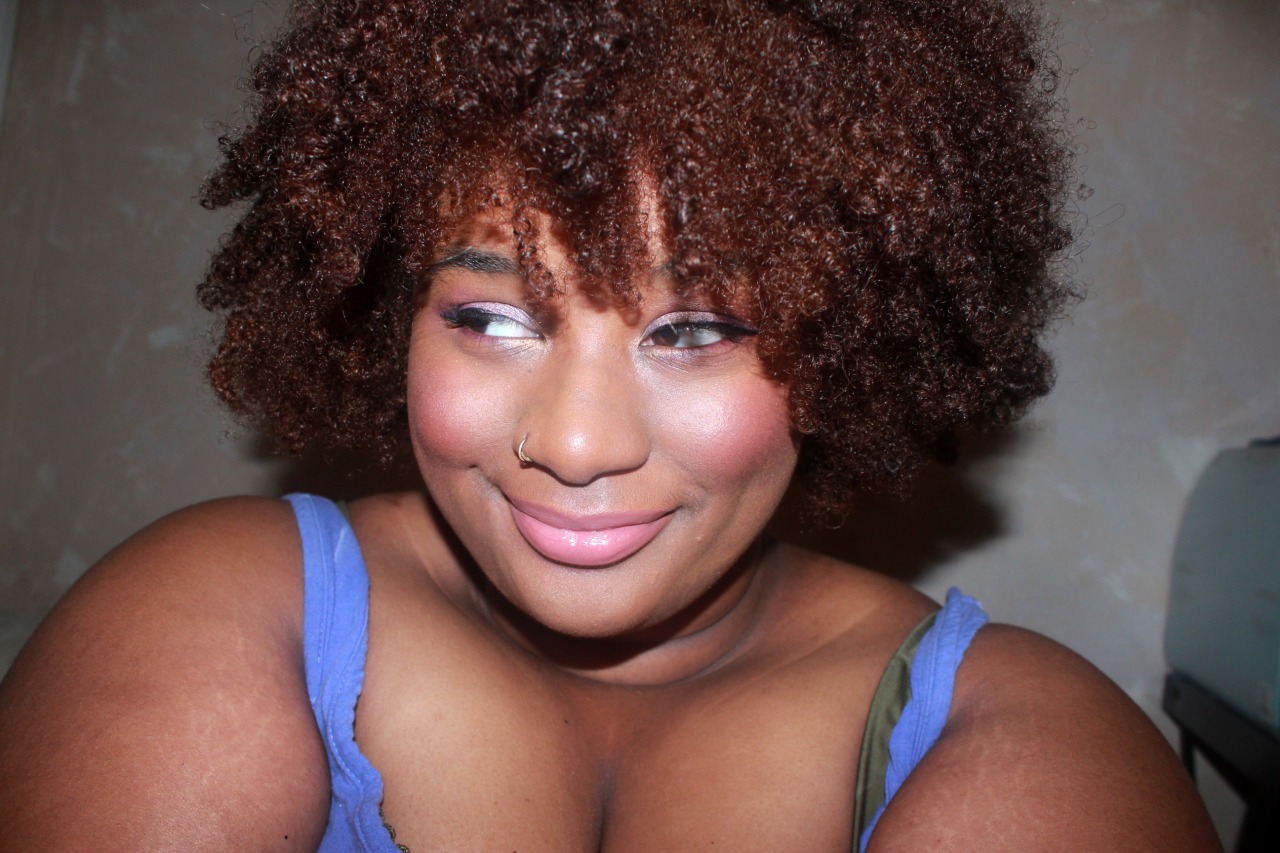 mochafleur:  mochafleur:  Better quality, fotd!  im to cute not to reblog myself