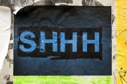 pictografista:  Shhh.  Póster/stencil en