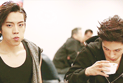 chandoo:  dongwoo ate a lot rib eye steak in l.a 
