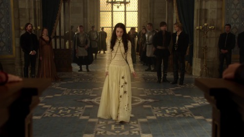 REIGN 1x04: ADELAIDE KANE as MARY STUART