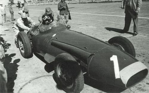 petermaltha - luimartins - Juan Manuel Fangio Maserati 250F...