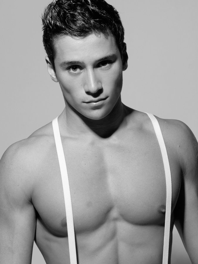 beautifulsexymens:  thank you men… over 6,500 followers &amp; 49,000 images