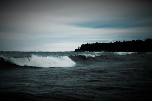 coldandpissy:  Some surfing and scenery on Superior | Taken in the Keweenaw Peninsula 