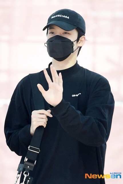 [220420] ATEEZ’s Yunho @ Incheon Airport, departing for Europe 