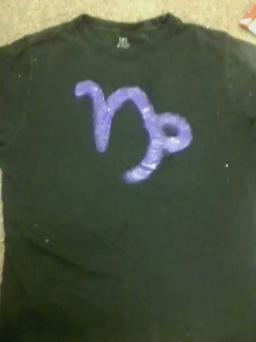 sephnacat:  You guys will never guess who I’m cosplyaing next ^_^