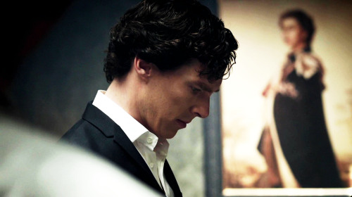 mysweeetprince: sherholmvs: sherlock ~ [9/?] #seeing emotional or physical pain in sherlock’s 