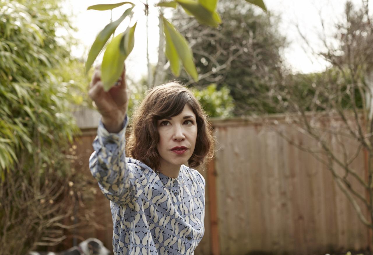 krista-maxine:Carrie Brownstein for Rolling StonePhotography by Chris &amp; Sarah