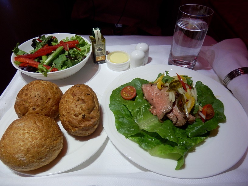 luxurytravelexpert:  Daily Inspiration: what is it like to fly business class in