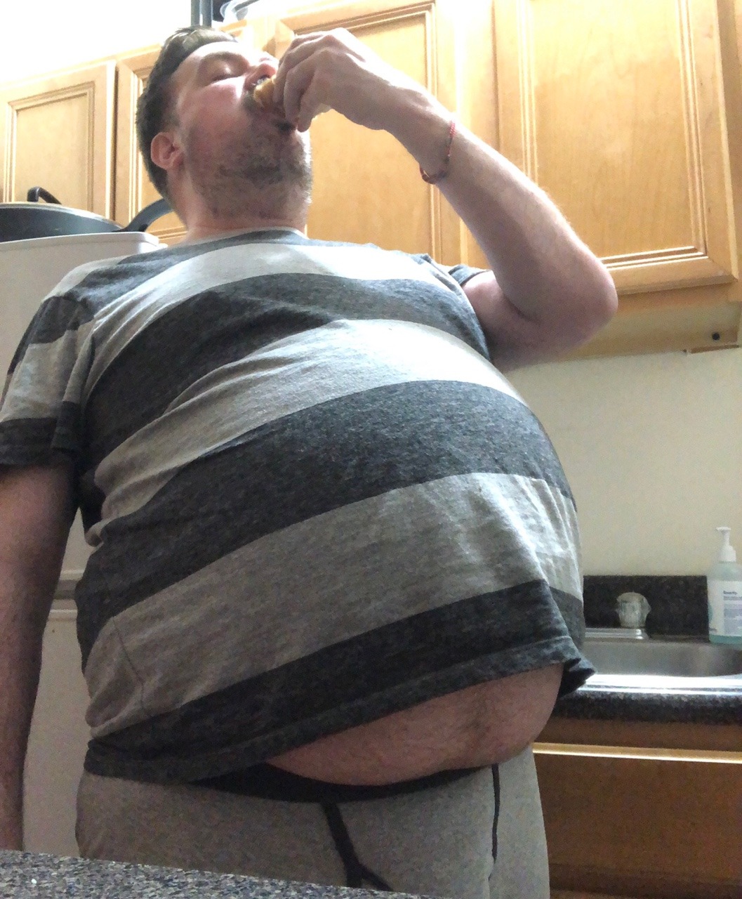 thezomxxl:  Hungry.