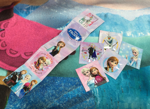 chaoticcalming:  hijackspace:  constable-frozen:  Kids Vitamin C  i thought those were condom wrappers i was like ok the frozen marketing rly is going to wild lengths  ^^^THIS