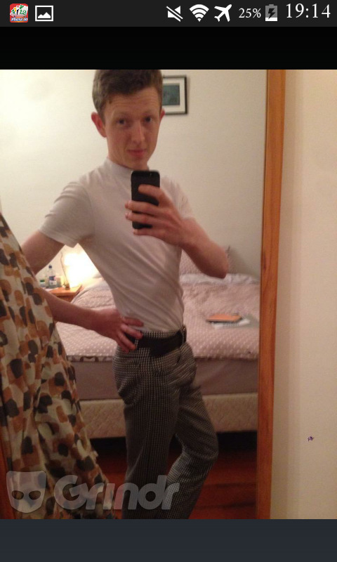 the-beauty-of-twinks:  Yum