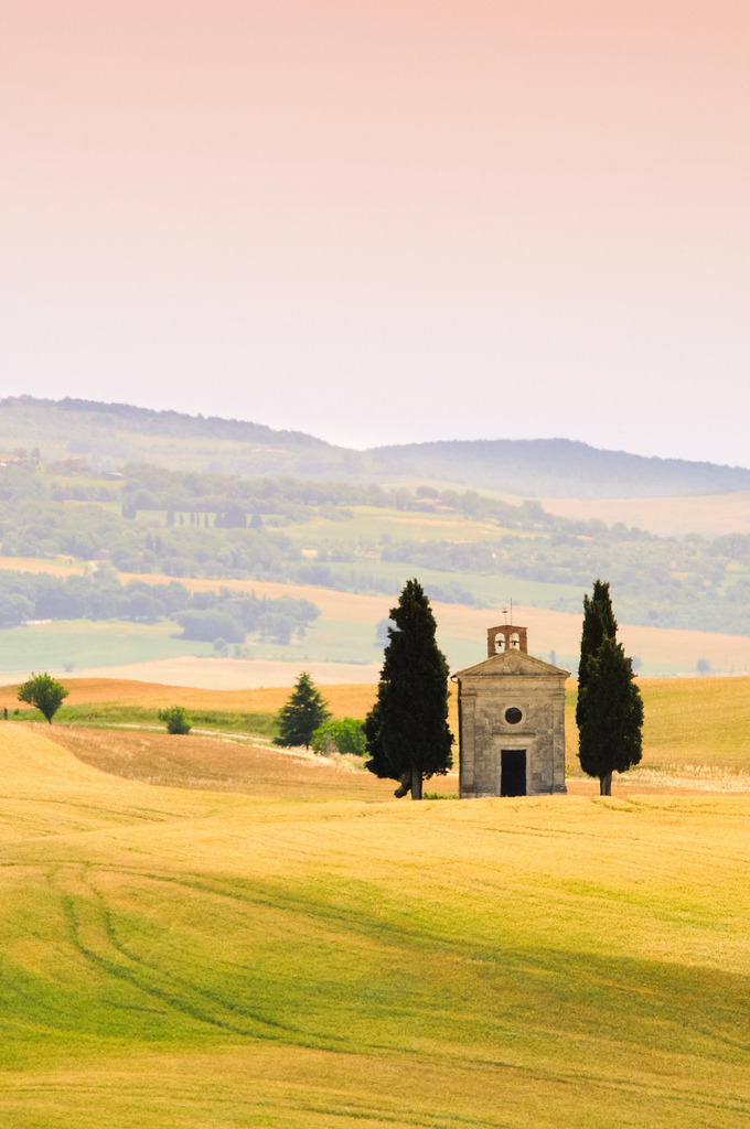 eccellenze-italiane: 	Cappella della Madonna di Vitaleta da Sergio Amiti    	Tramite