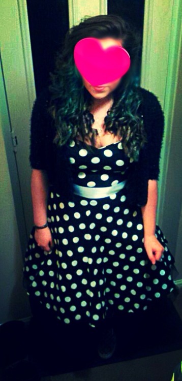 Off out on a night out! Fingers crossed ;) Love the dress.