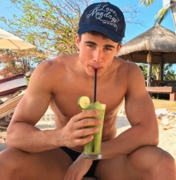 malecelebhub:  PIETRO BOSELLI