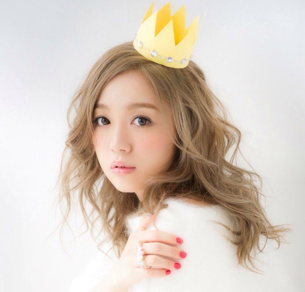 Arama Japan — Kana Nishino To Go On Hiatus Singer Kana Nishino